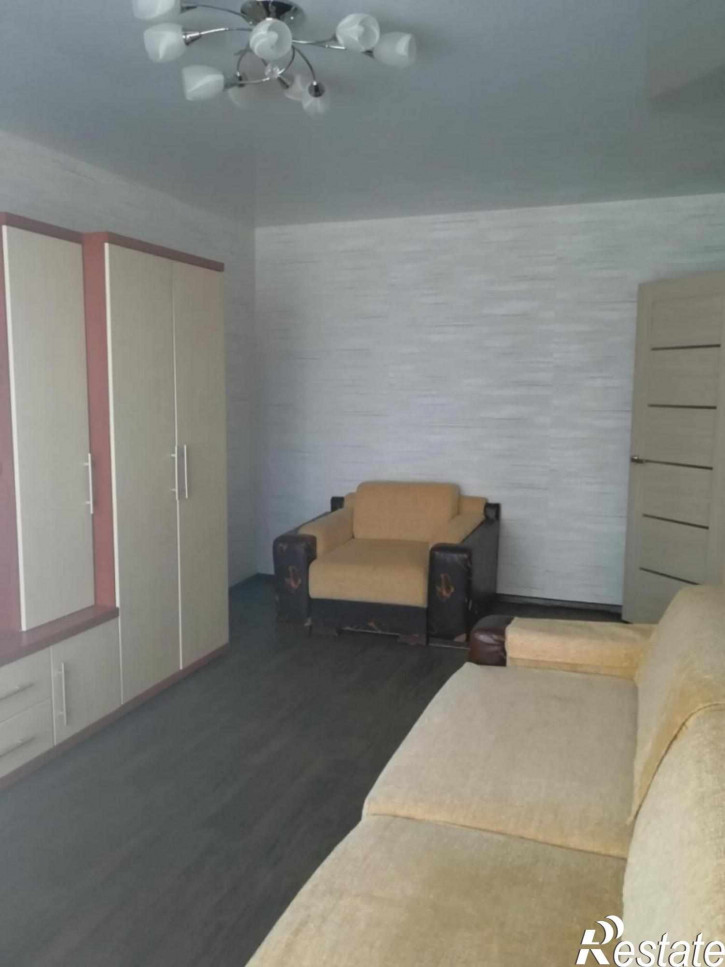 1-комн квартира Тихонравова ул, 10