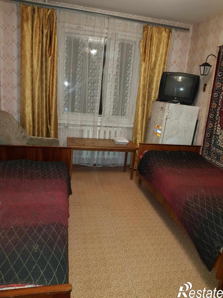 2-комн квартира Комиссарова ул, 4 Б