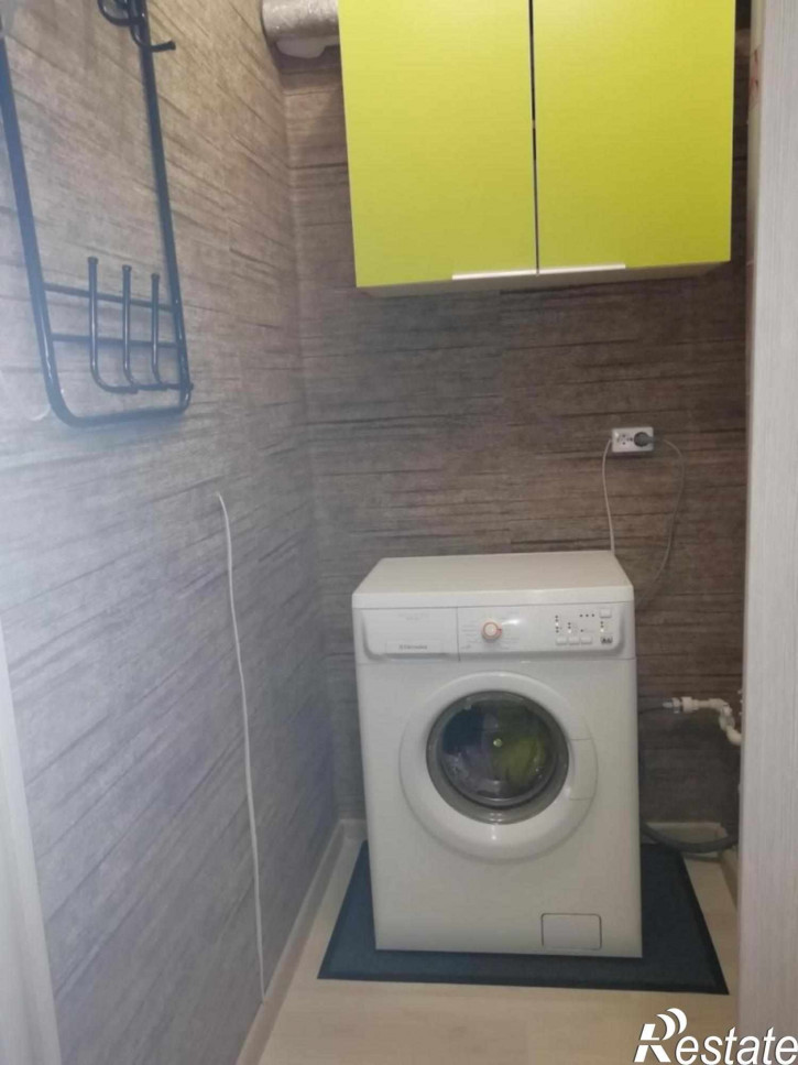 1-комн квартира Тихонравова ул, 10