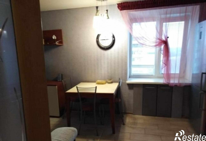 2-комн квартира Завадского ул, 7А