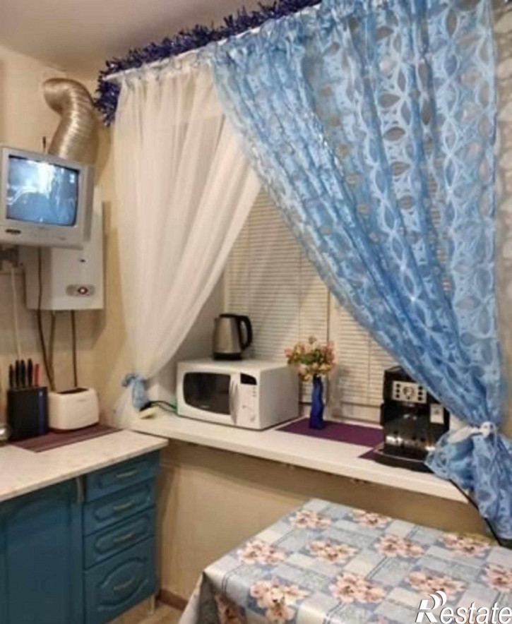 2-комн квартира Горького ул, 98