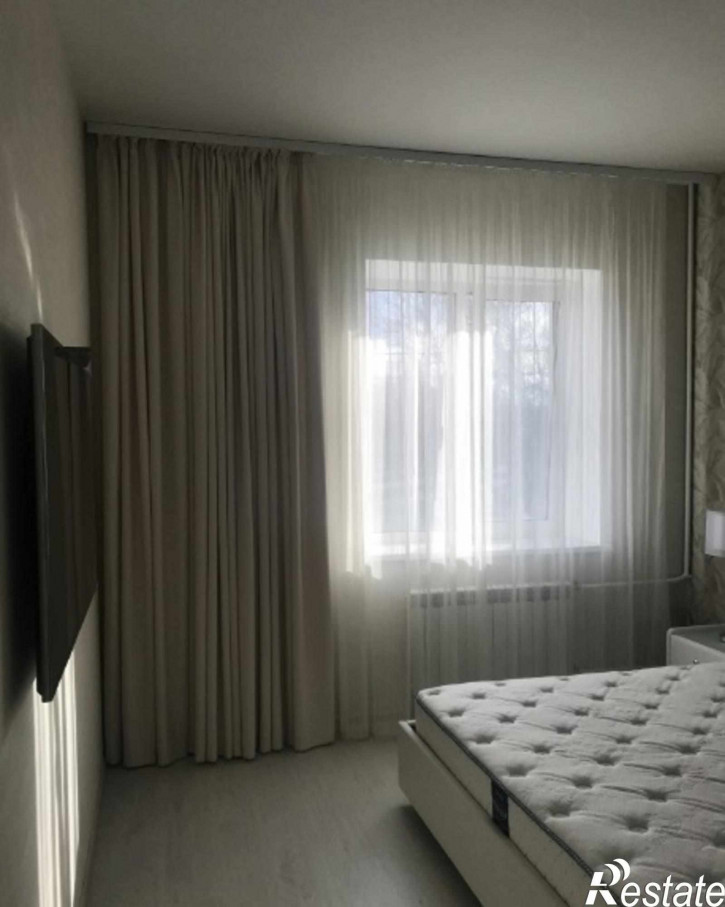 2-комн квартира Горького ул, 76