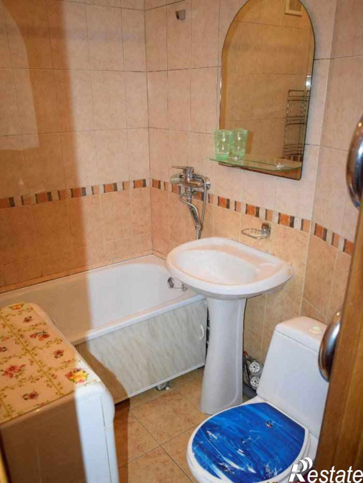 2-комн квартира Строителей пр-кт, 34