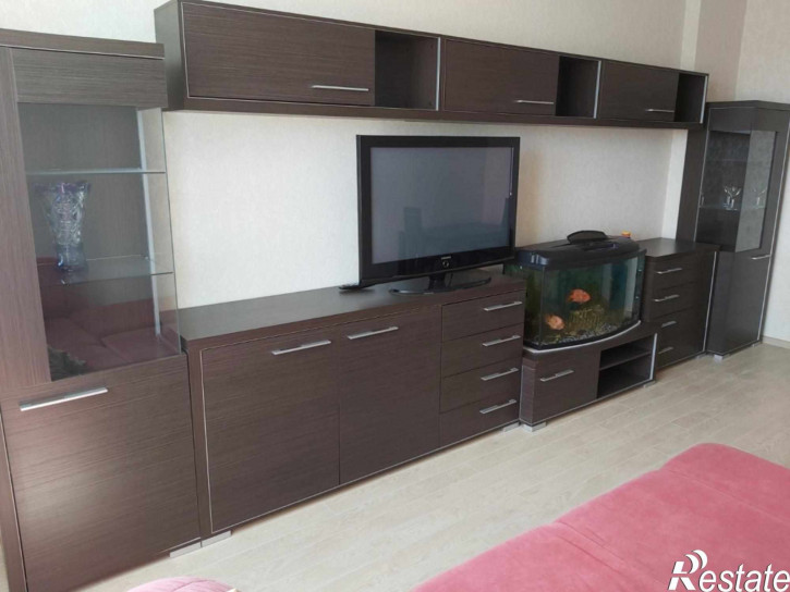1-комн квартира Крайнова ул, 5