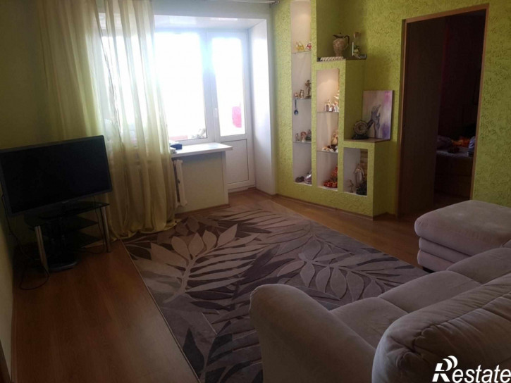 3-комн квартира Строителей пр-кт, 27