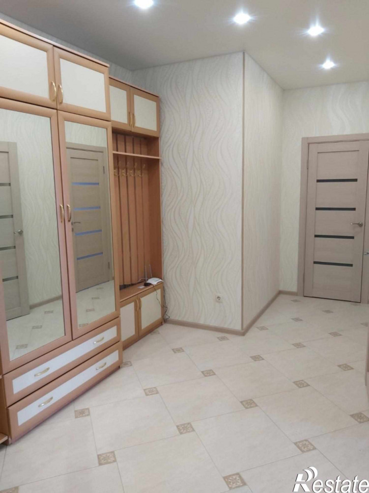 1-комн квартира Крайнова ул, 5