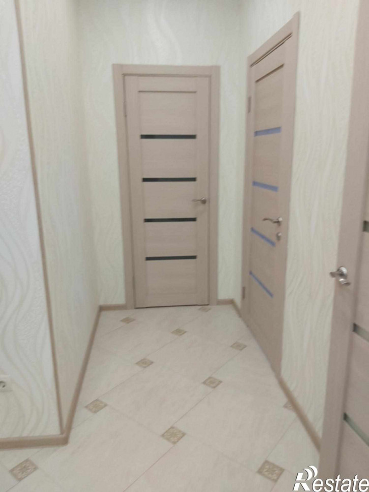 1-комн квартира Крайнова ул, 5