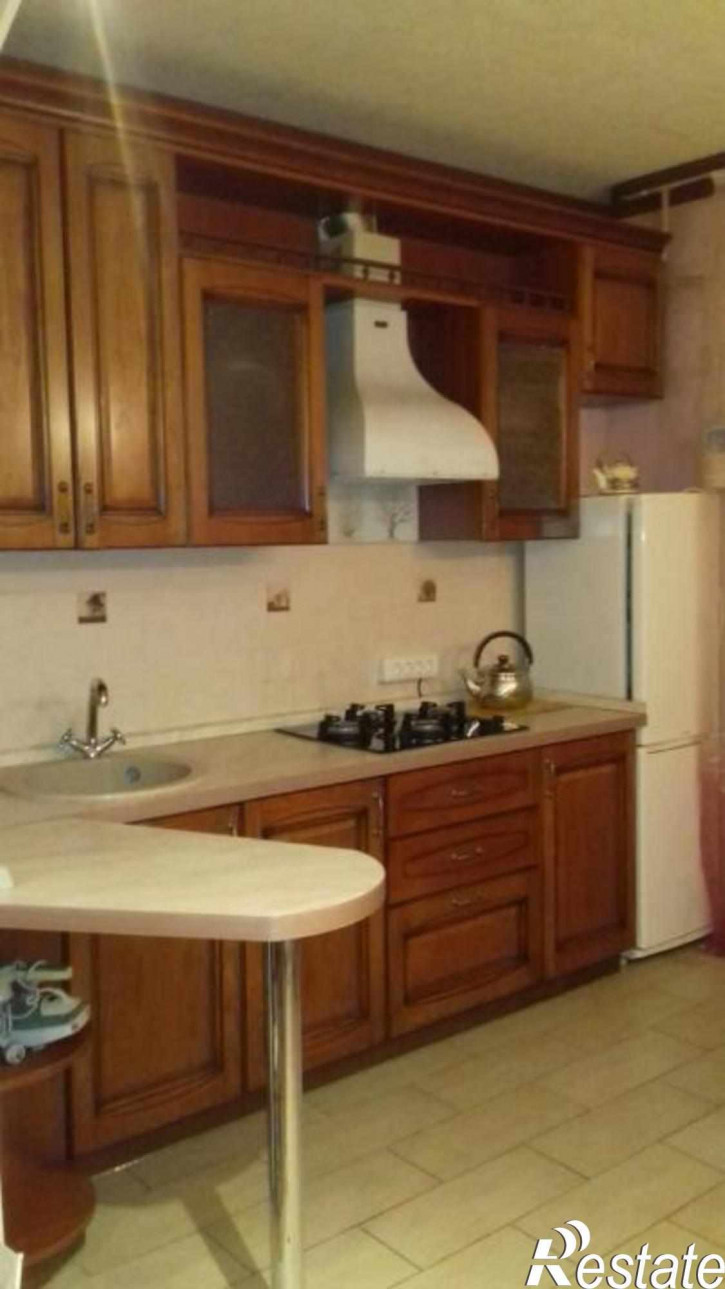 2-комн квартира Горького ул, 79А