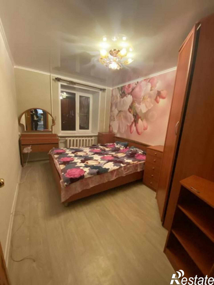 3-комн квартира Диктора Левитана ул, 49