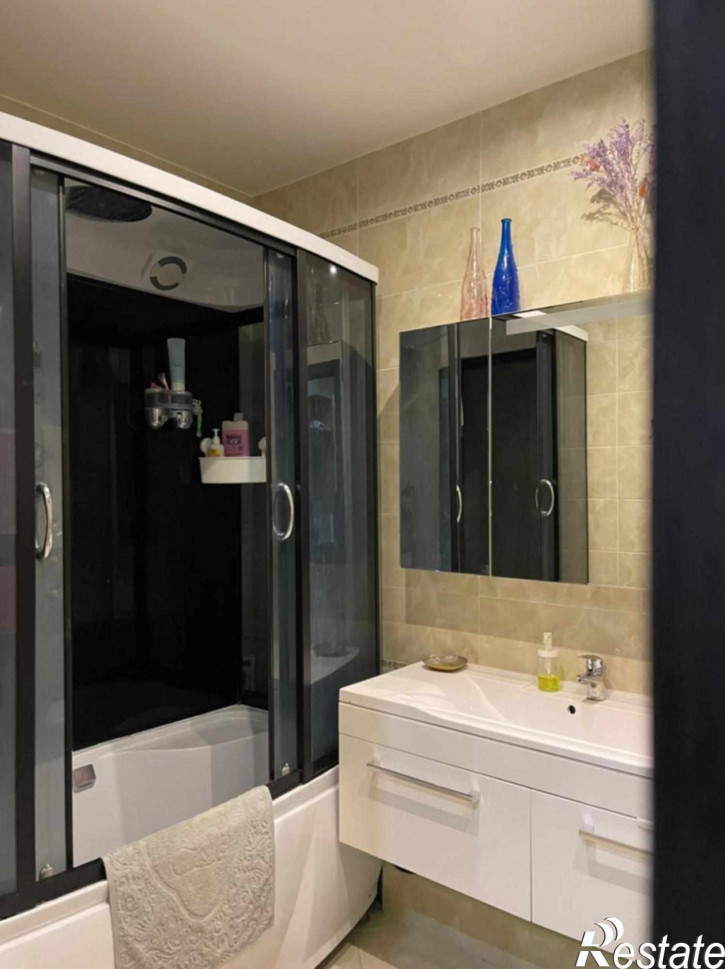 1-комн квартира Кузнецова ул, 8
