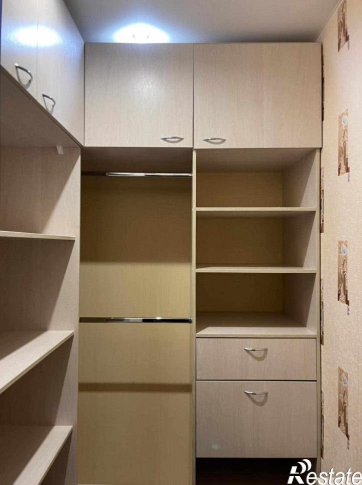 1-комн квартира Кузнецова ул, 8