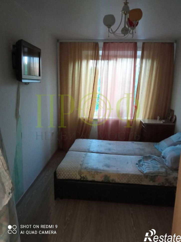 4-комн квартира б-р Строителей,25