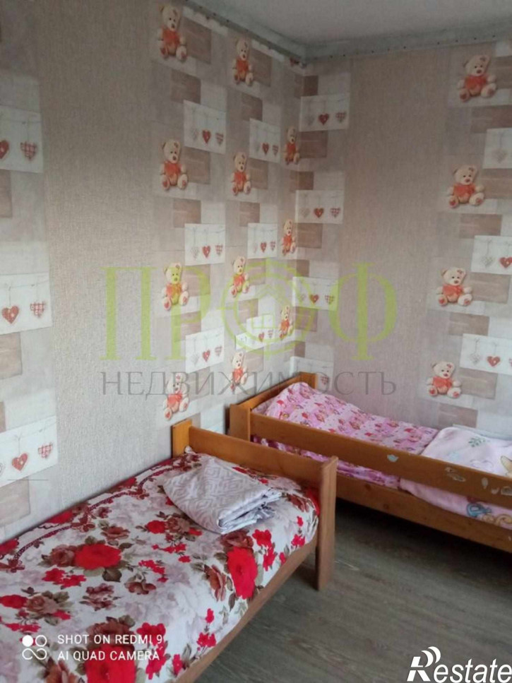 4-комн квартира б-р Строителей,25
