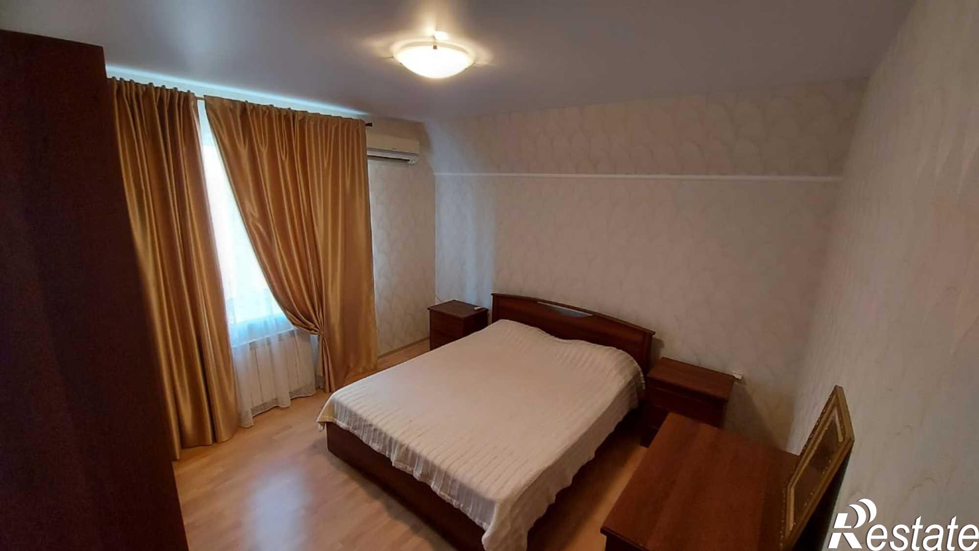 Купить дачу, дом, коттедж за 19 000 000 рублей на 2-я Лесогорская улица