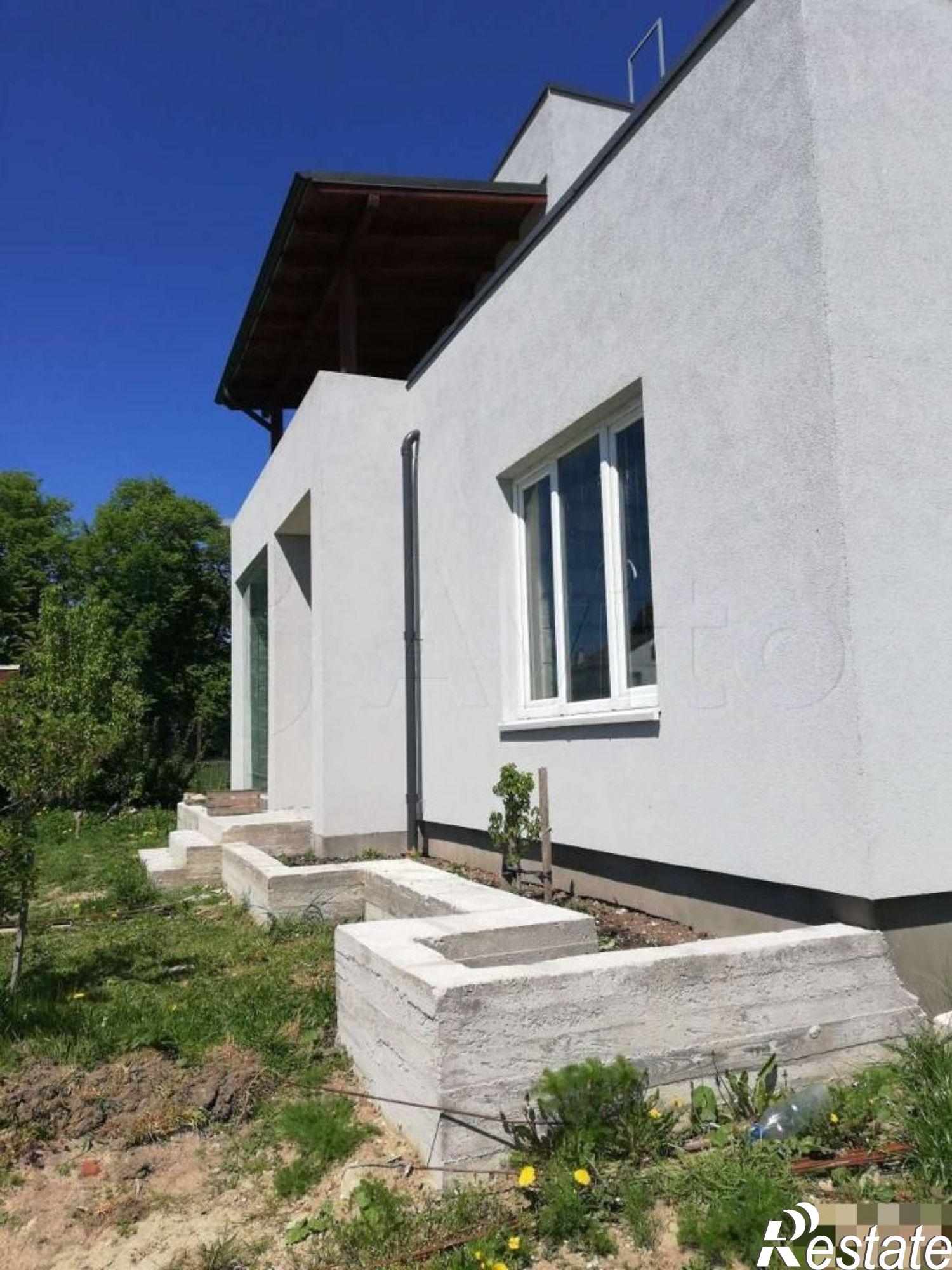 Купить дачу, дом, коттедж за 7 200 000 рублей на Зеленая ул