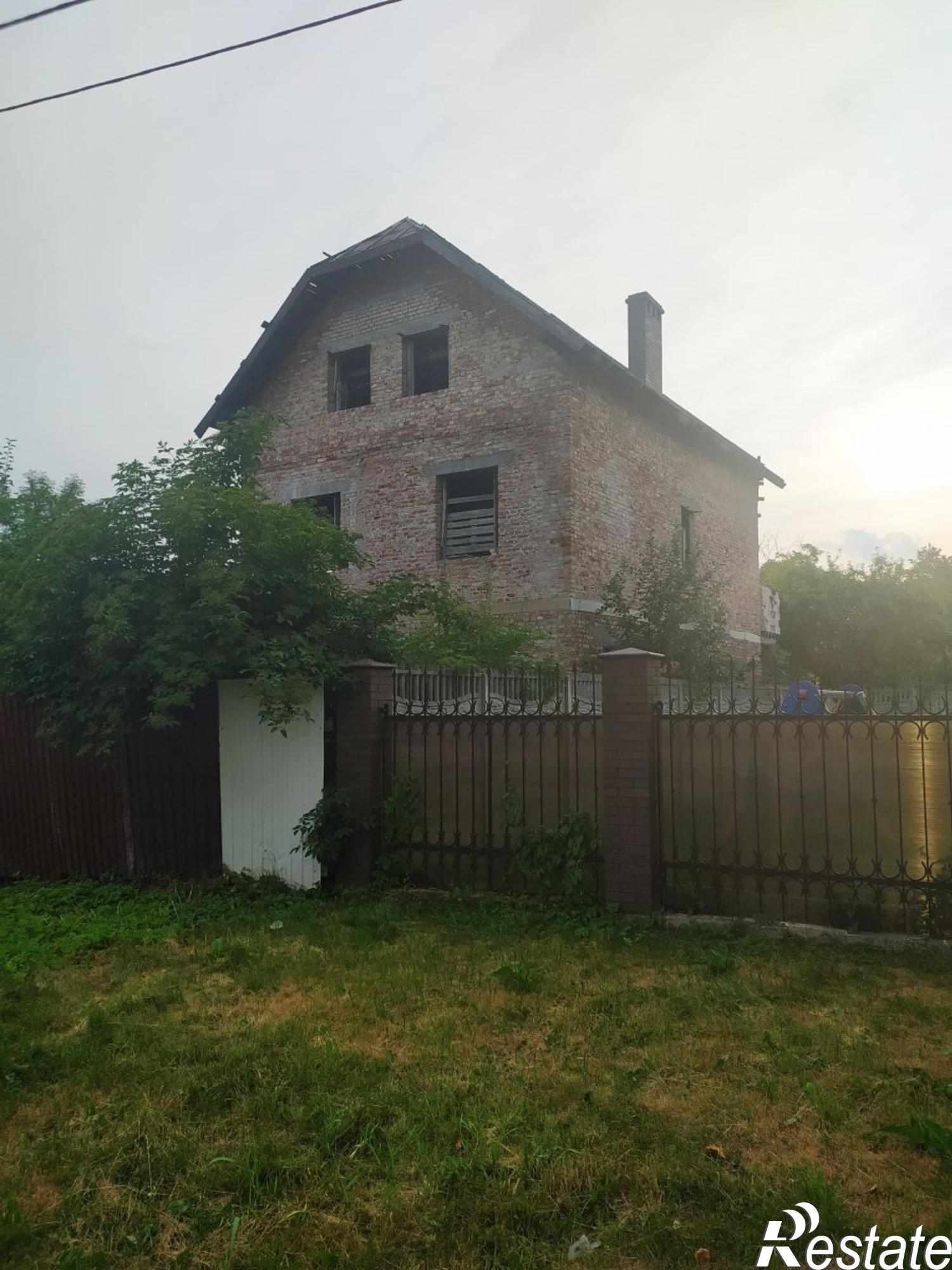 Купить дачу, дом, коттедж за 10 300 000 рублей на Гурьева ул