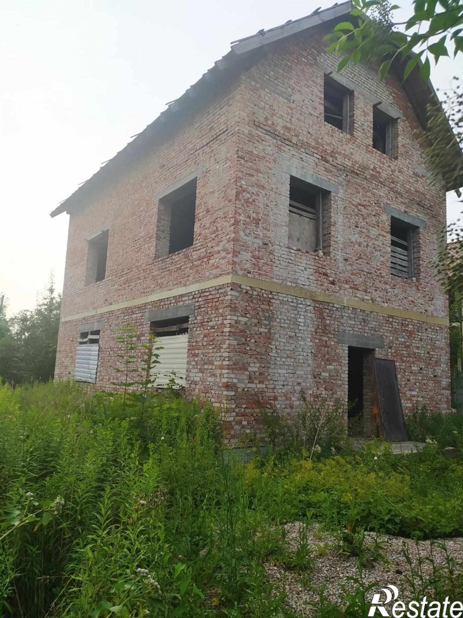 Купить дачу, дом, коттедж за 10 300 000 рублей на Гурьева ул