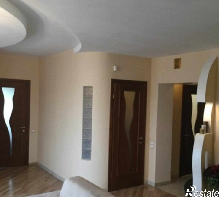 3-комн квартира Колхозная ул, 24в