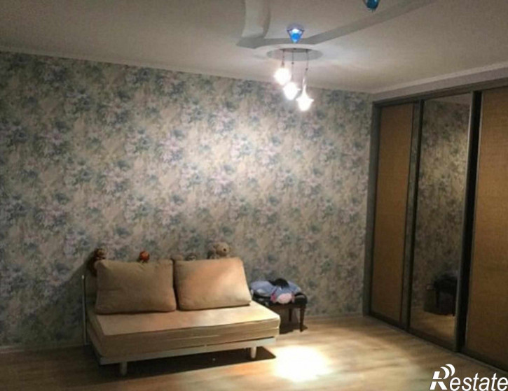 3-комн квартира Колхозная ул, 24в
