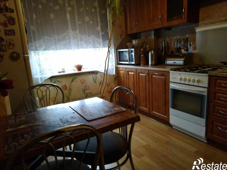 1-комн квартира Подполковника Емельянова ул, 84 а
