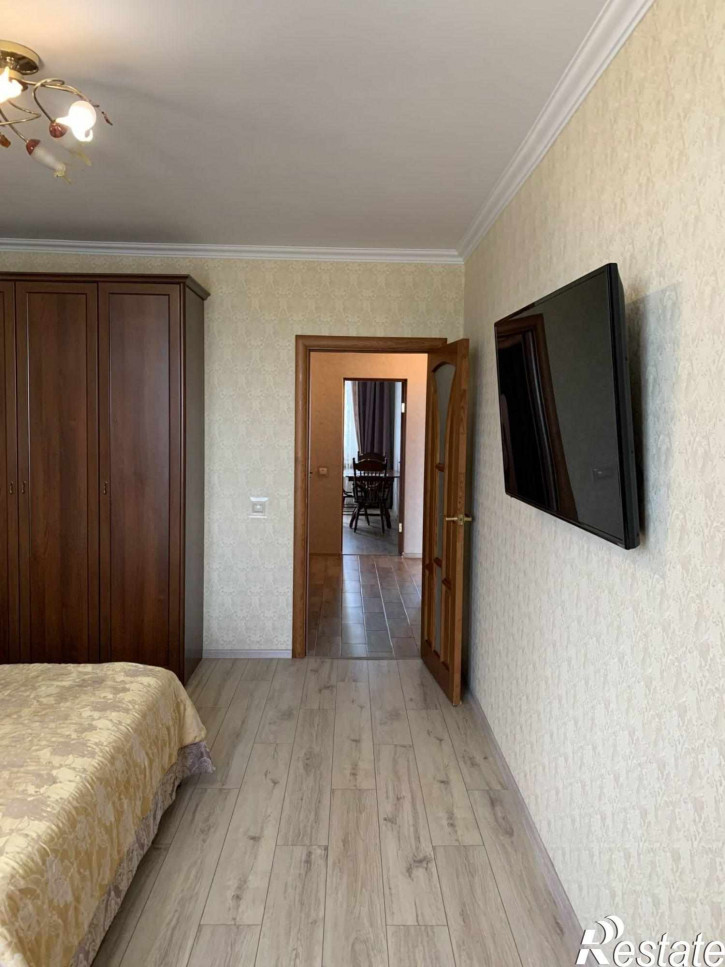 2-комн квартира Интернациональная ул, 74