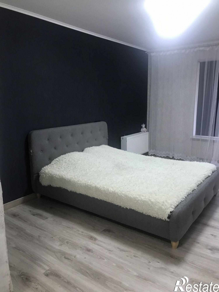 3-комн квартира Дзержинского ул, 168В