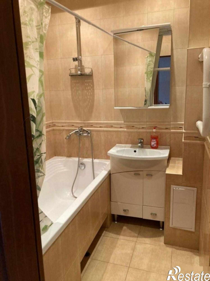 2-комн квартира Парковый пер, 2