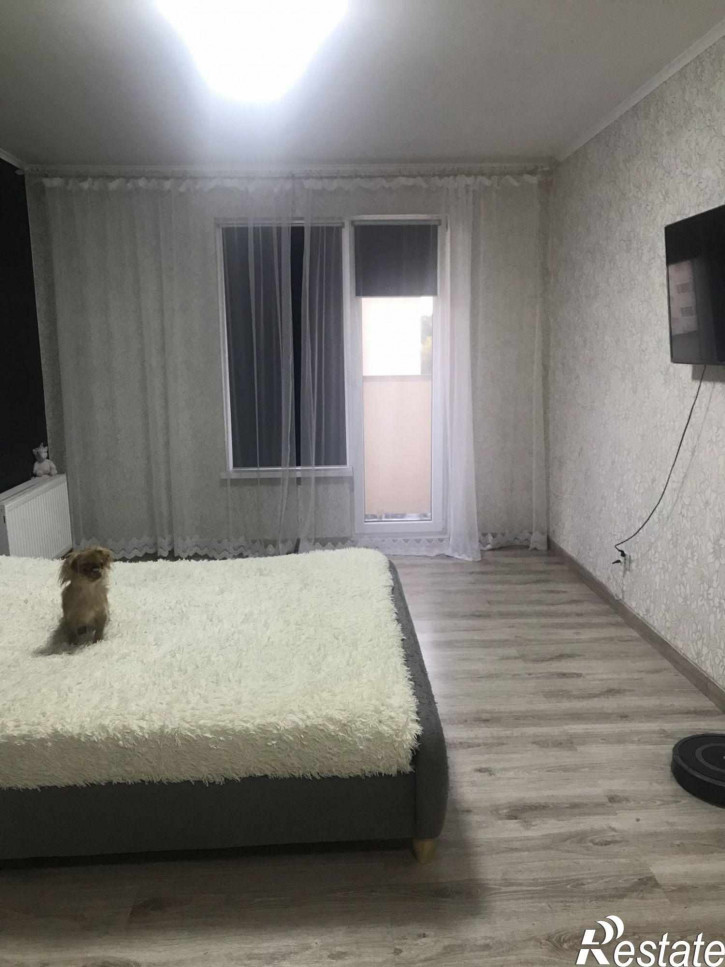 3-комн квартира Дзержинского ул, 168В