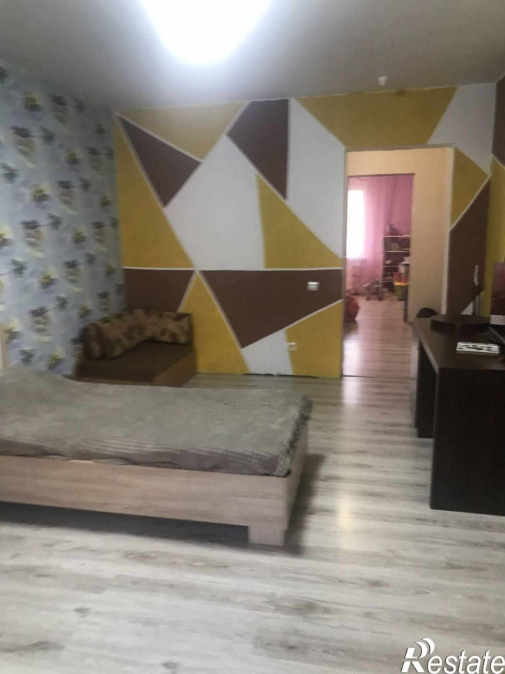 3-комн квартира Дзержинского ул, 168В