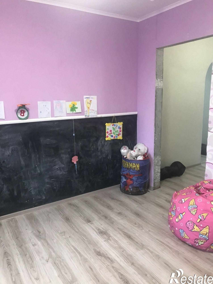 3-комн квартира Дзержинского ул, 168В