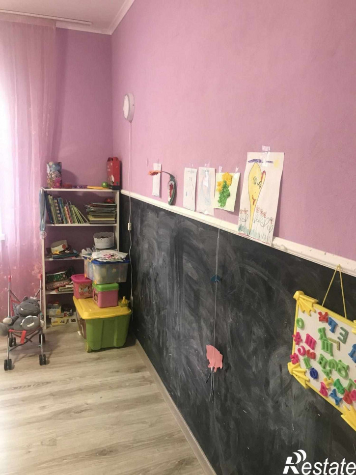 3-комн квартира Дзержинского ул, 168В