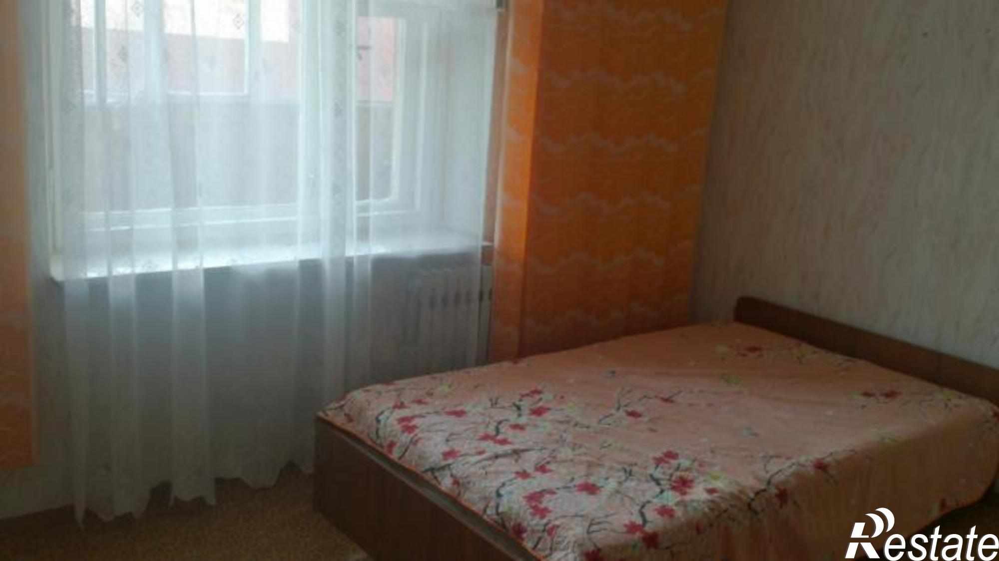 Сдать квартиру за 15 000 рублей на Комиссарова ул, 12А