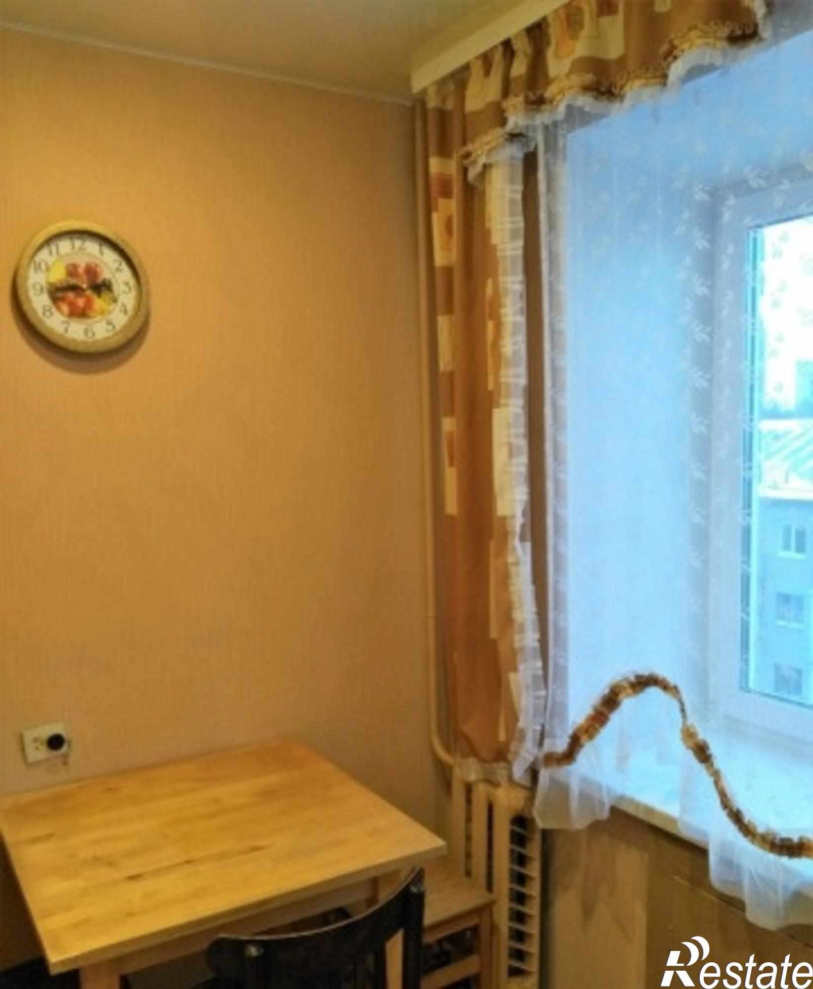 Сдать квартиру за 12 000 рублей на Усти-на-Лабе ул, 1