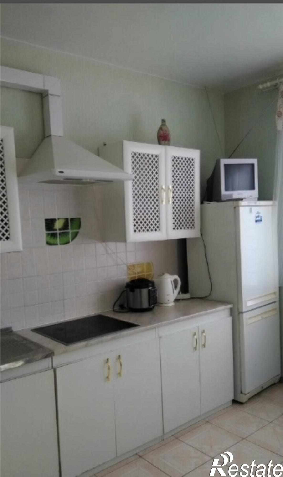 Сдать квартиру за 16 000 рублей на Крайнова ул, 4