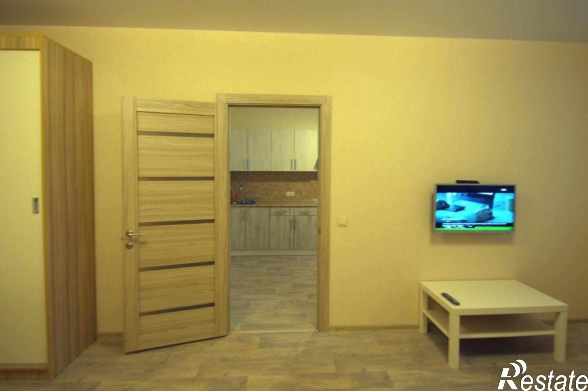 Сдать квартиру за 25 000 рублей на Сперанского ул, 1