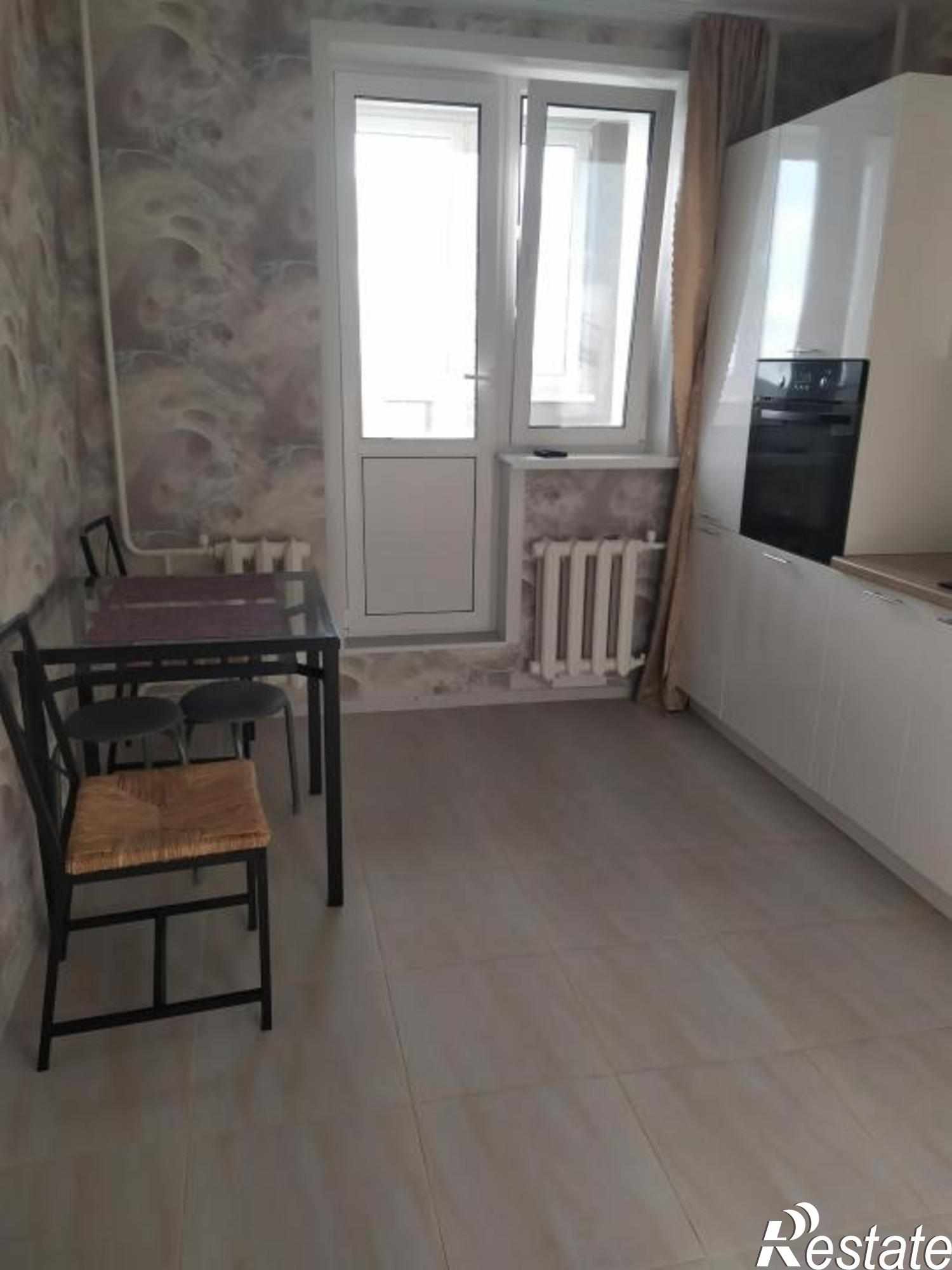 Сдать квартиру за 15 000 рублей на Нижняя Дуброва ул, 52к1