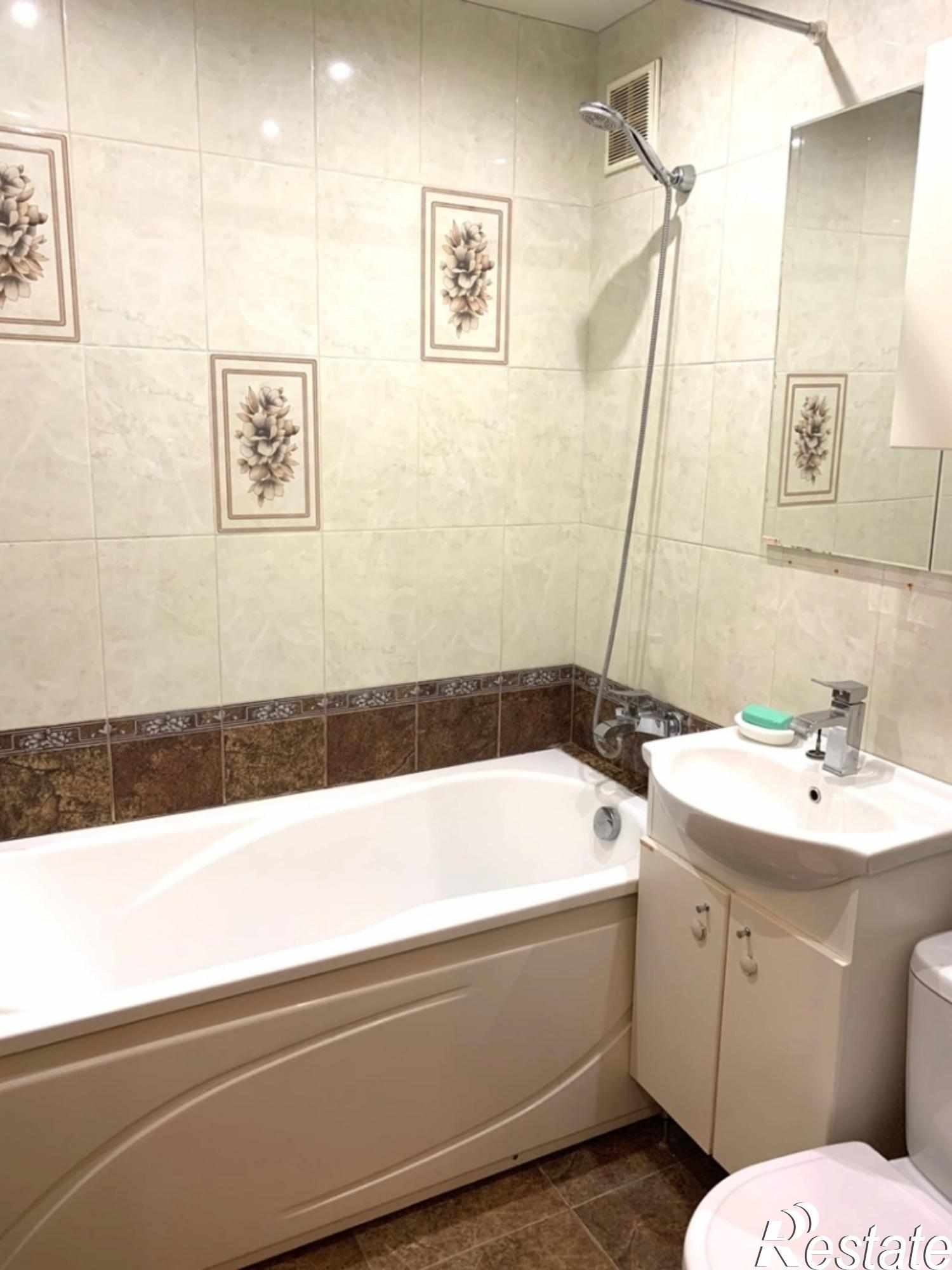 Сдать квартиру за 15 000 рублей на Нижняя Дуброва ул, 19