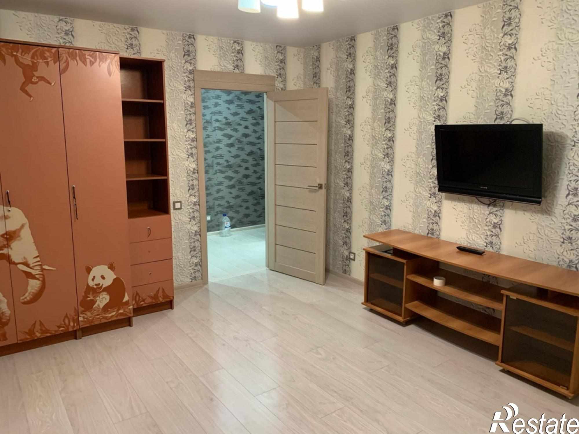 Сдать квартиру за 17 000 рублей на Новгородская ул, 36Ж