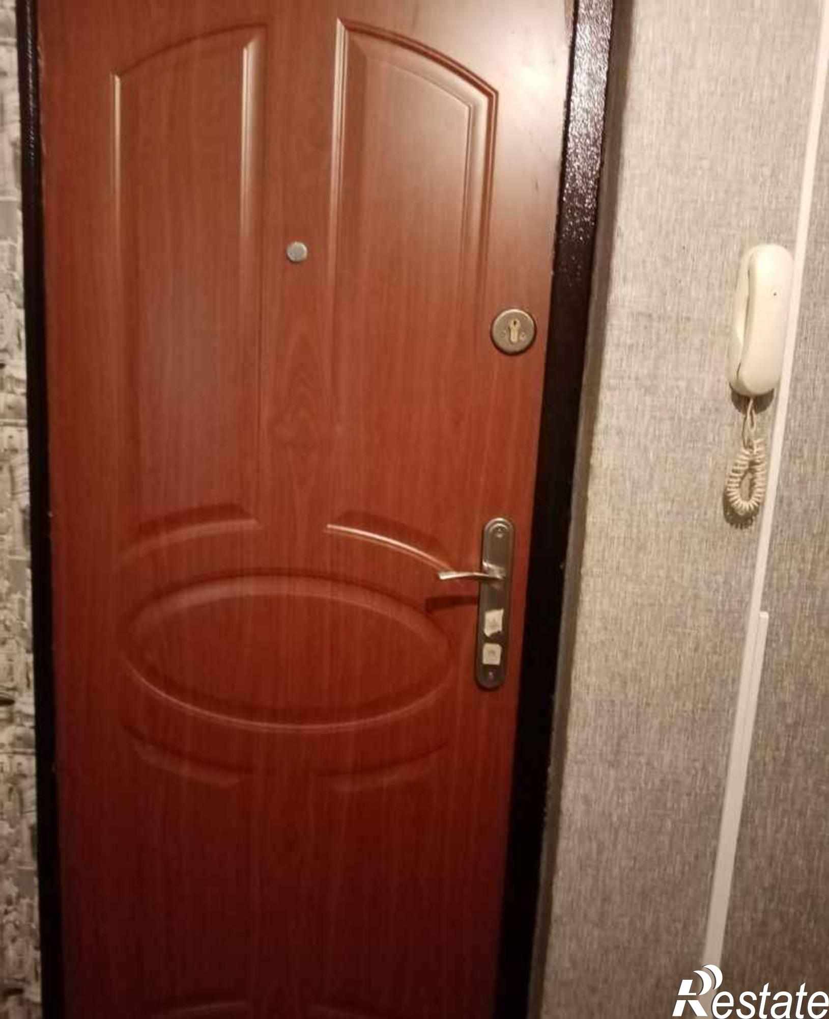 Сдать квартиру за 13 000 рублей на Комиссарова ул, 25