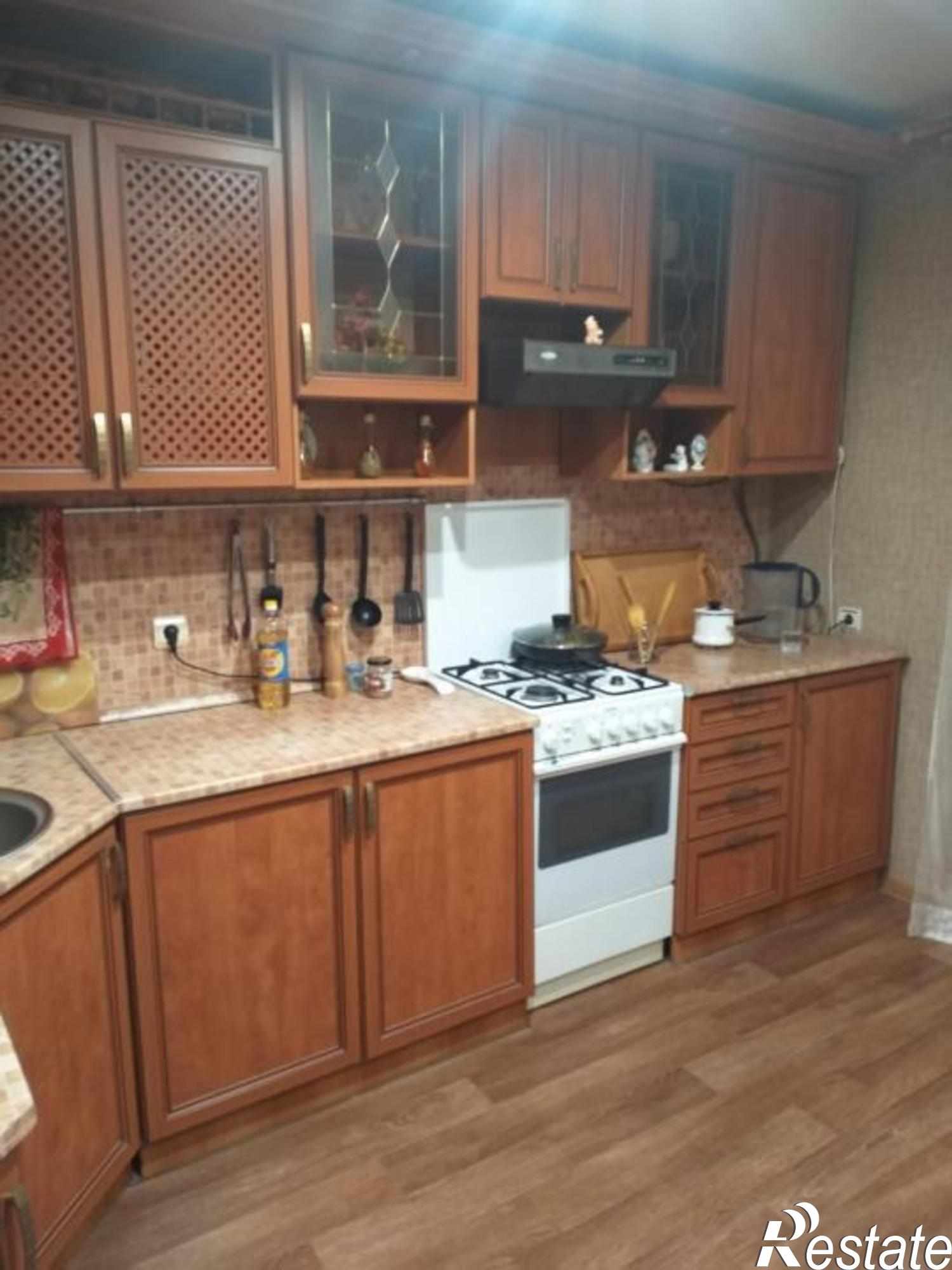 Сдать квартиру за 18 000 рублей на Комиссарова ул, 1Г