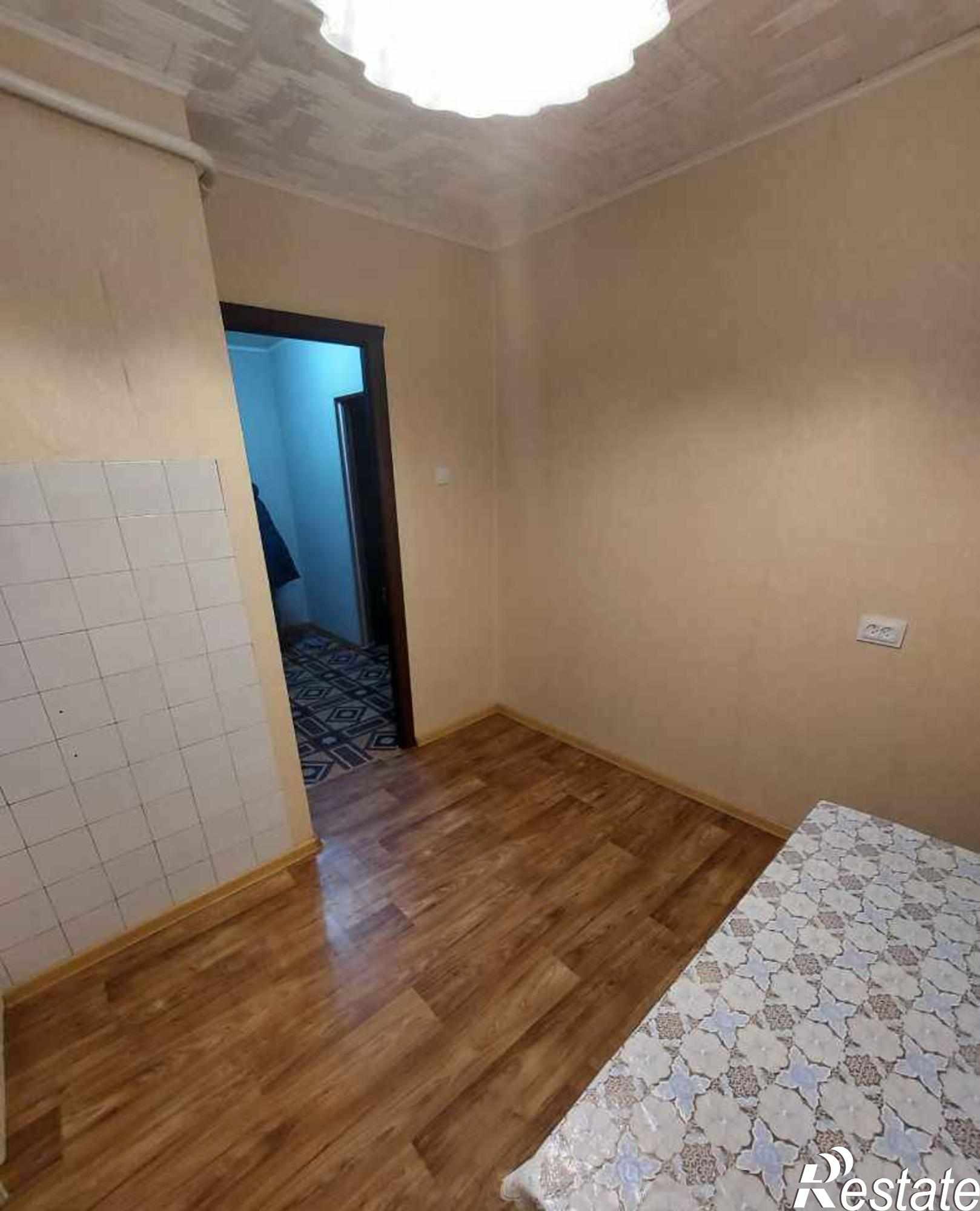 Сдать квартиру за 15 000 рублей на Комиссарова ул, 9