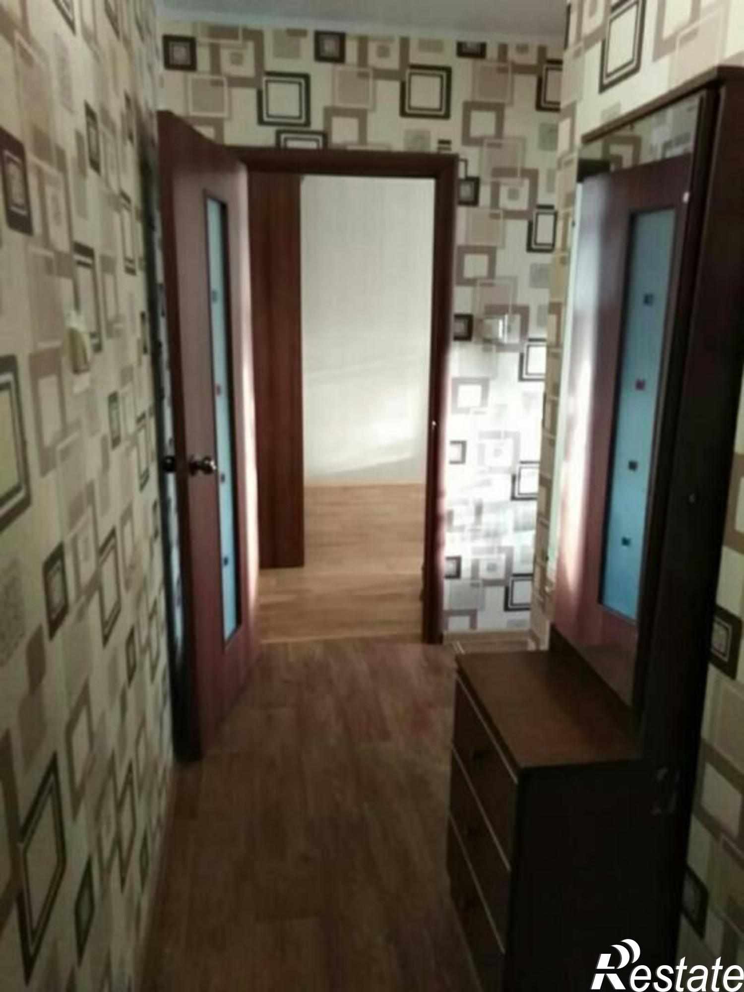 Сдать квартиру за 15 000 рублей на Комиссарова ул, 49