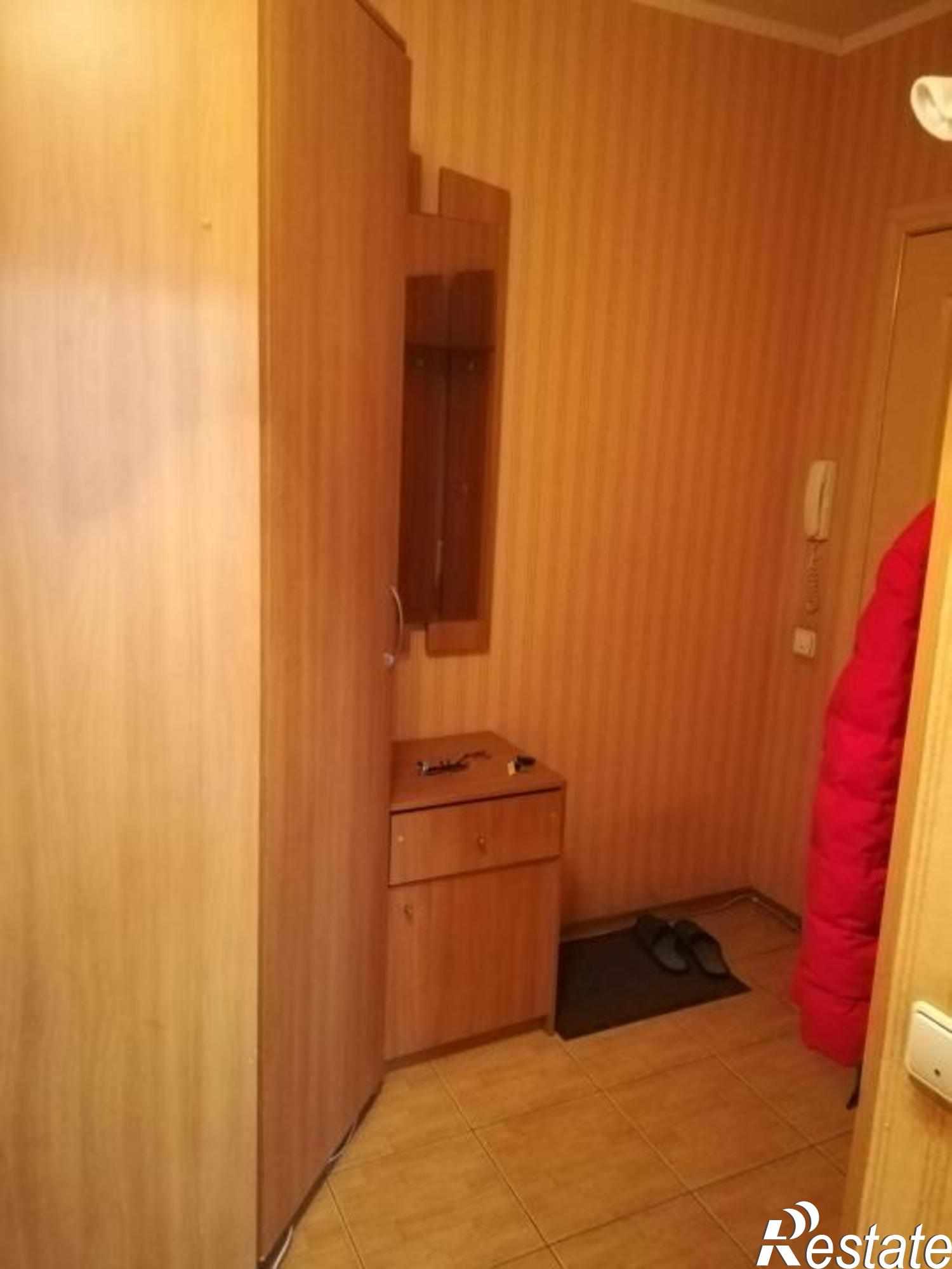 Сдать квартиру за 12 000 рублей на Зеленая ул, 68