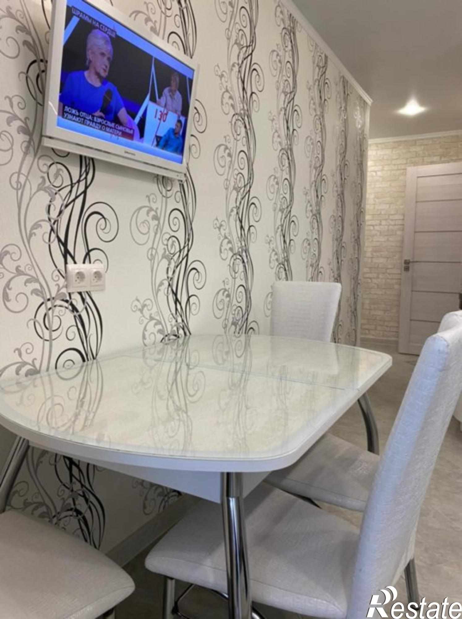 Сдать квартиру за 27 000 рублей на Сперанского ул, 17