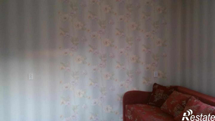 2-комн квартира Комиссарова ул, 12А