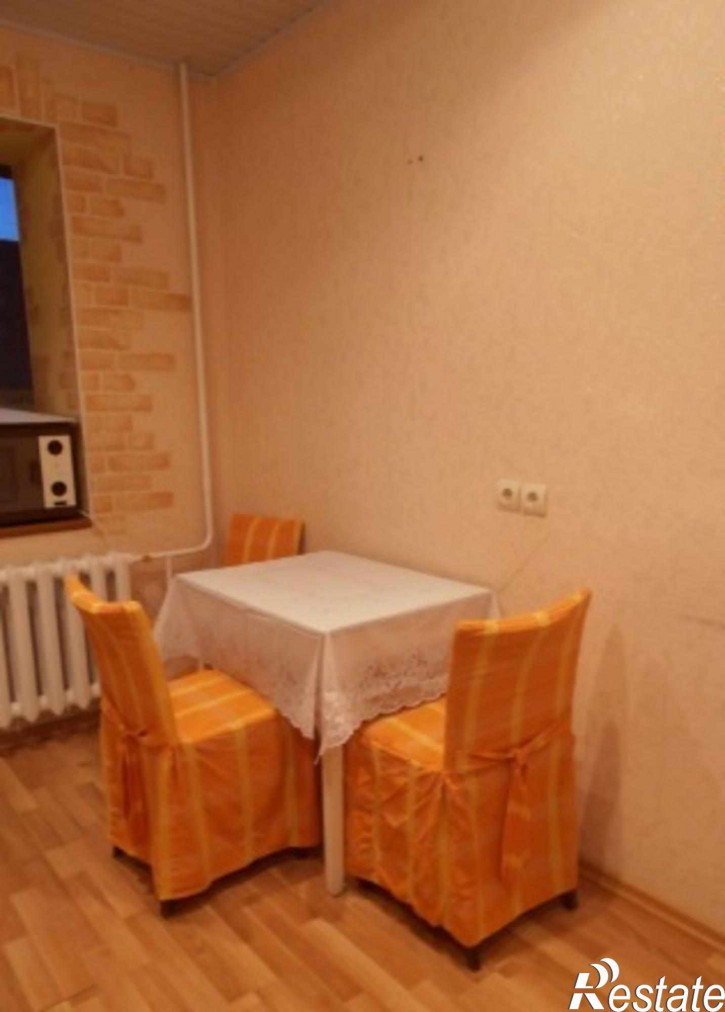 2-комн квартира Комиссарова ул, 4А