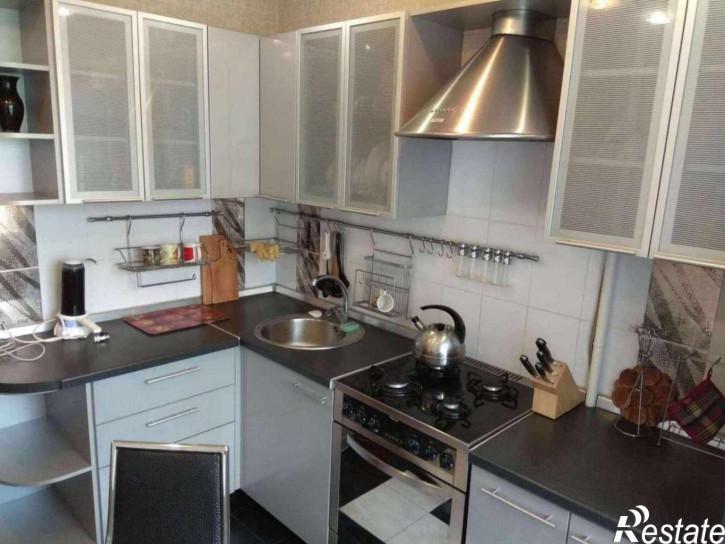 3-комн квартира Строителей пр-кт, 2А