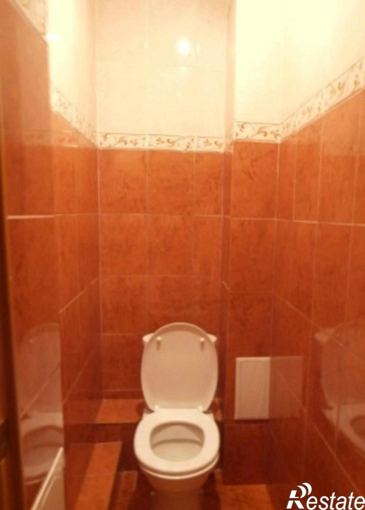 2-комн квартира Комиссарова ул, 4А