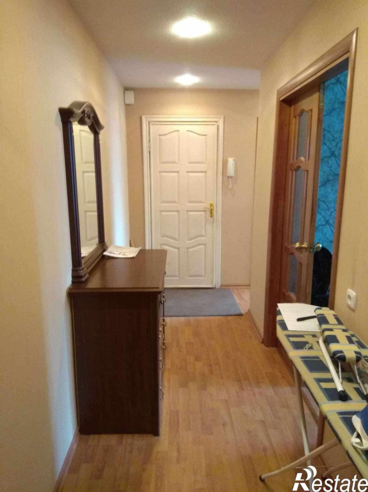 3-комн квартира Строителей пр-кт, 2А