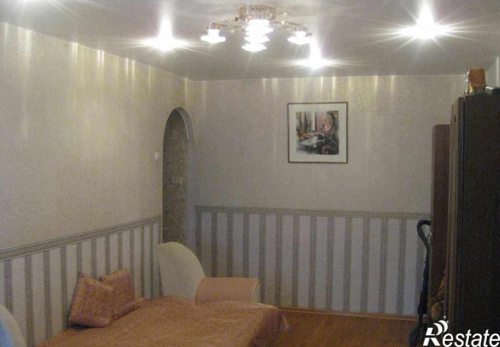 2-комн квартира 1-я Пионерская ул, 40